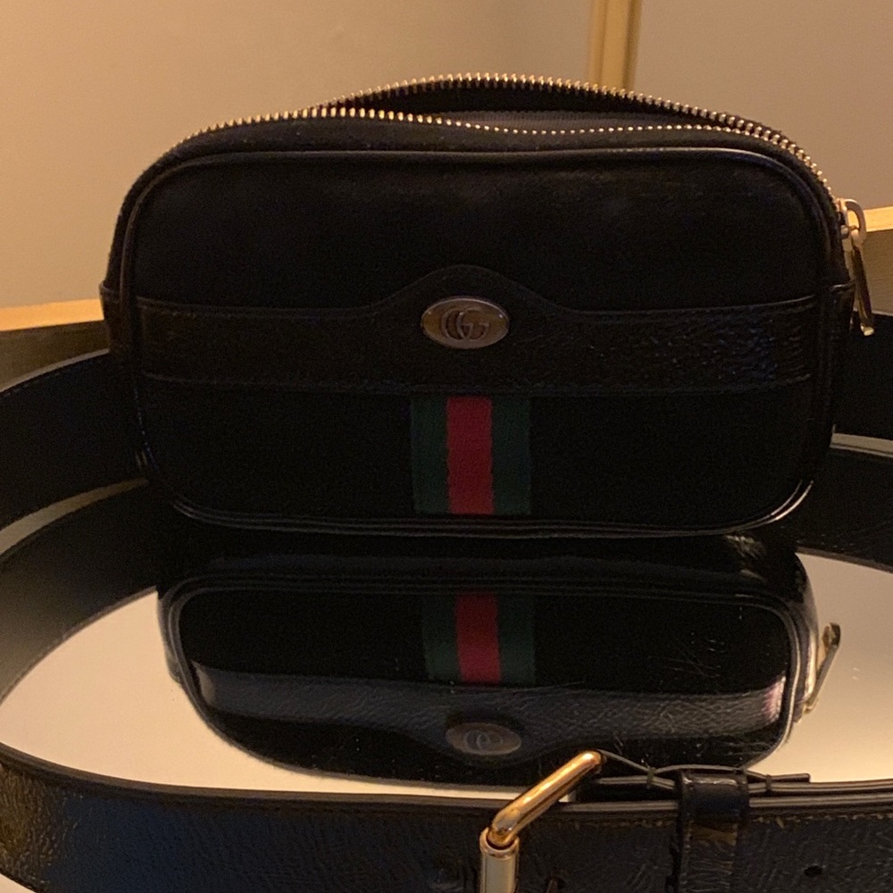 Gucci belt bag. Pictures posted current:)